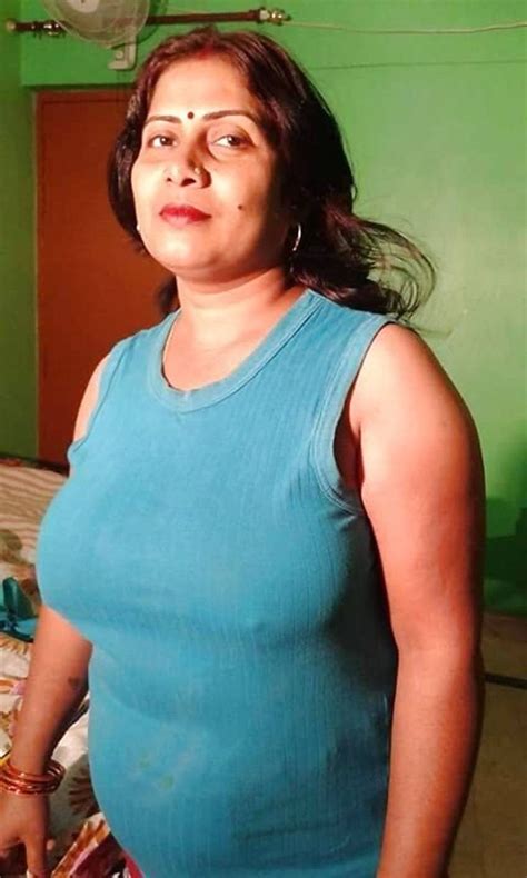 indian desi aunty nude pics|Hot Indian Nude